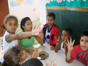 Atividade matemática 0012 300x225 - Matemática de forma prática na Educação Infantil